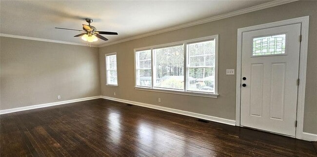 Photo - 1752 Parkhill Dr