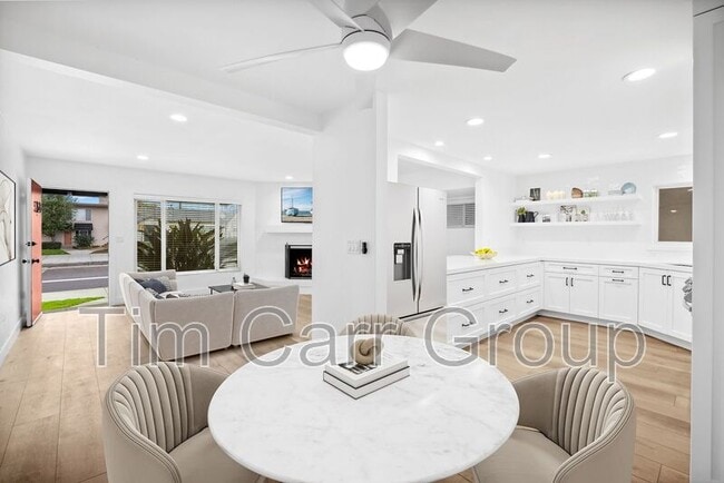 Photo - 526 Irvine Ave