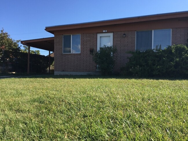 Building Photo - 1121 500 N Unit 1121 W  500 N