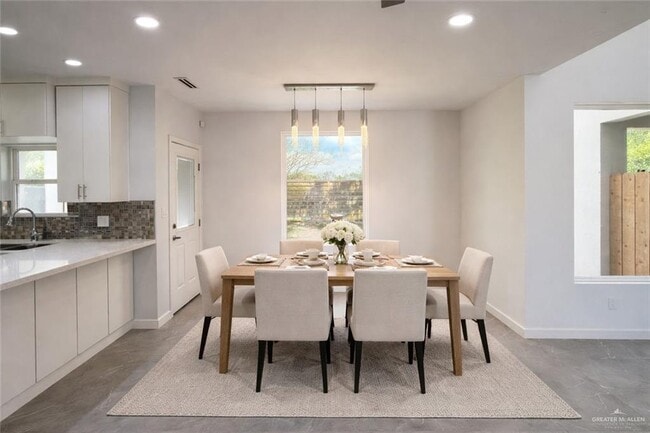 Photo - 7 Corales St