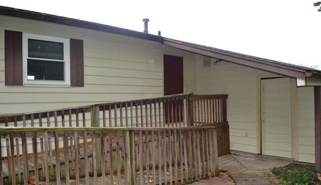 Photo - Don't miss out on this beautiful home!