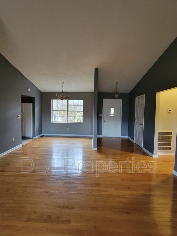 Photo - 340 Piney Rd