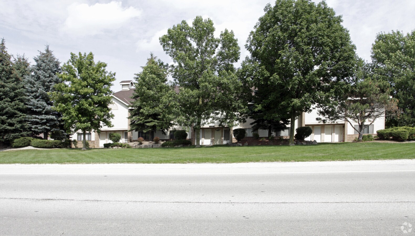 Oak Terrace Apartments Oak Creek, WI