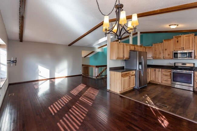 Photo - 7673 Safari Cir