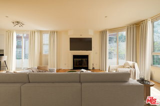 Photo - 2030 S Bentley Ave