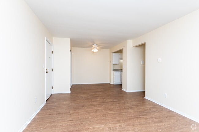 2BR, 1BA