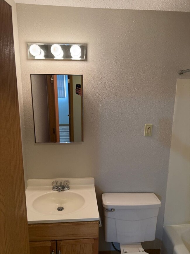 Photo - 804 20th St NW Unit 2