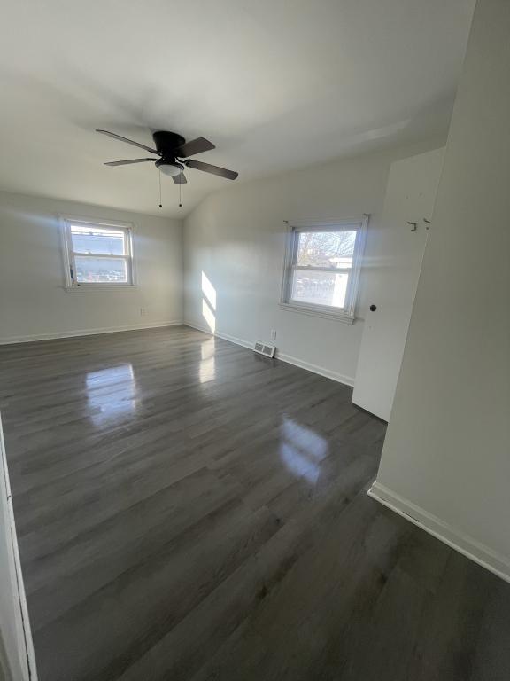 Photo - 326 Northland Ave