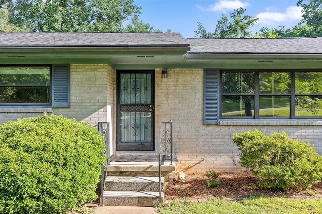 Photo - 517 Randall St