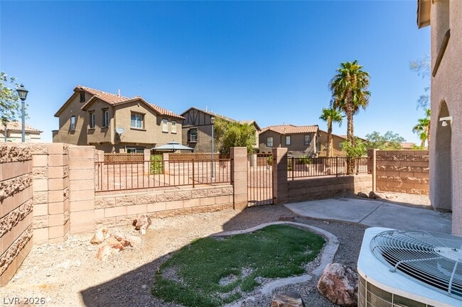 Building Photo - 1155 Paradise Garden Dr