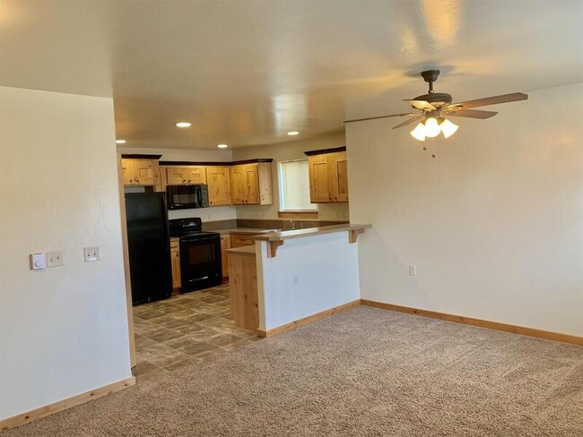 Photo - 3760 Travertine Way Rental