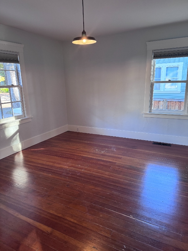 Photo - 643 Wright St