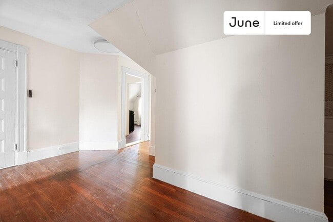 Photo - 274 Seaver St Unit 274