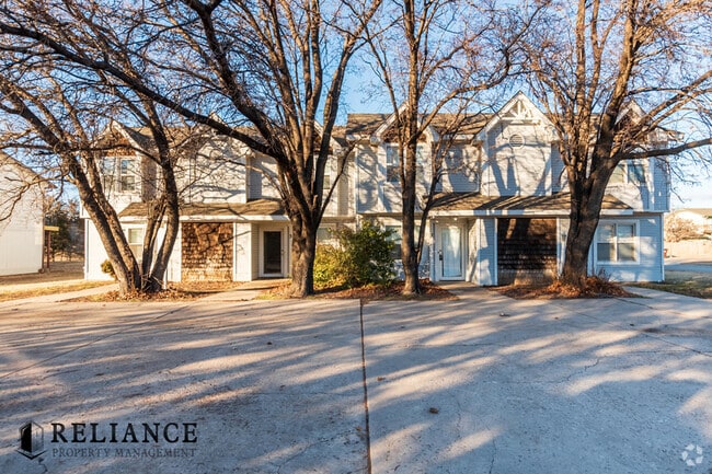 Building Photo - 7302 W Douglas Ave Rental