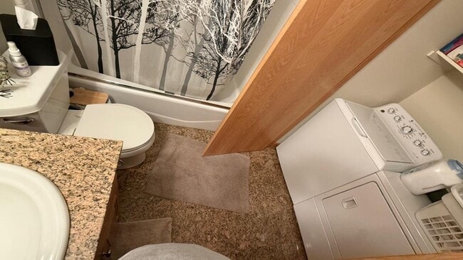 Photo - 2498 Talbot St