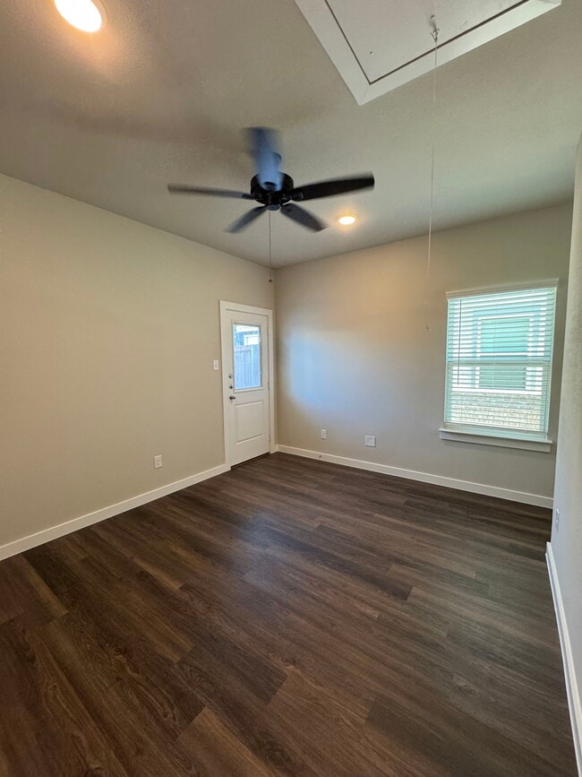 Photo - 1127 Eloise Dr Unidad 816