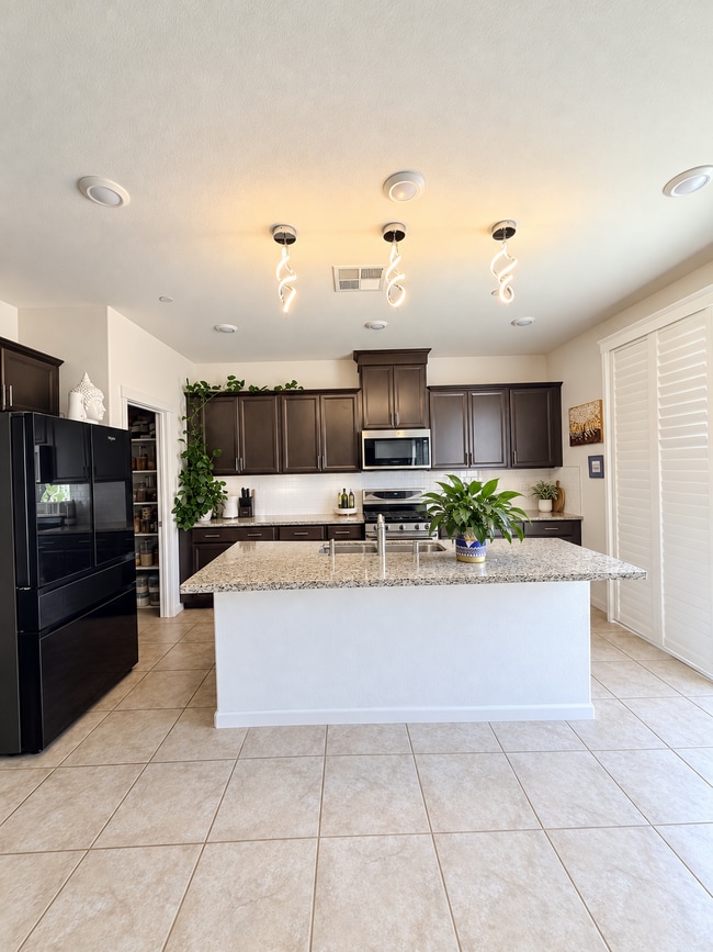 5312 Guenoc Valley Ln