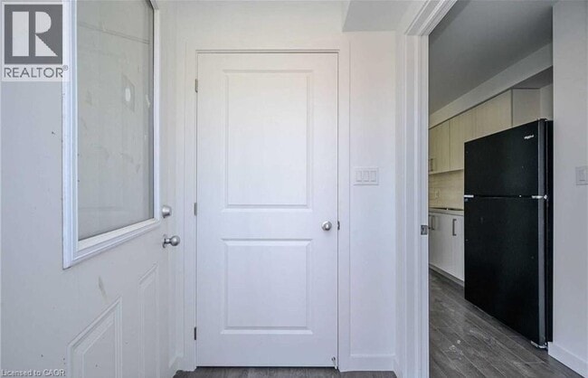 Photo - 351 Chaffey St