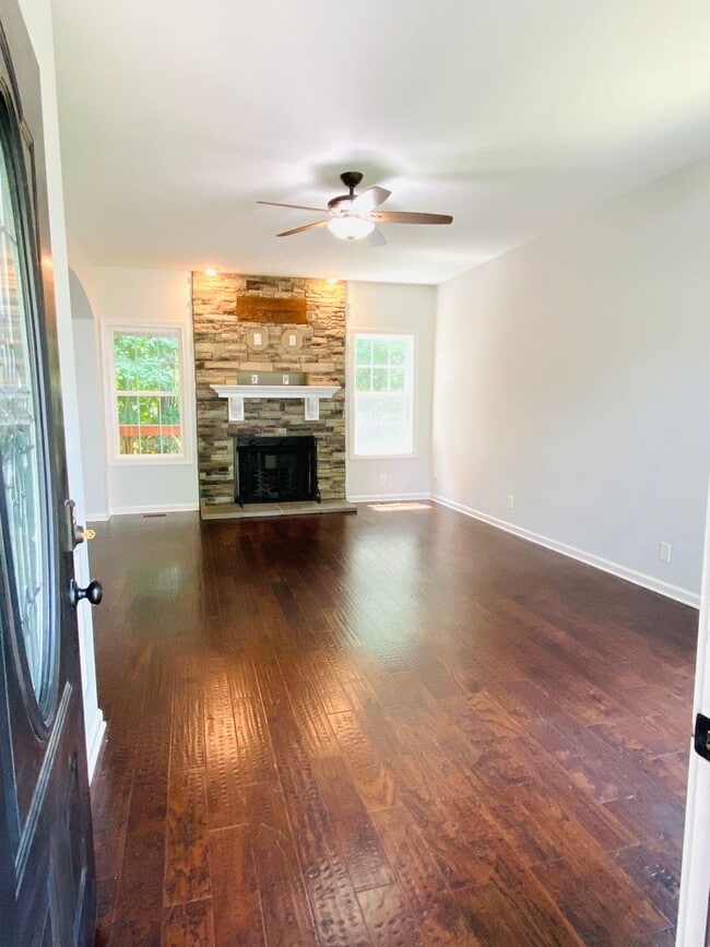 Photo - 1194 Eagle's Bluff Dr