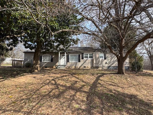 25 E Belvue Rd