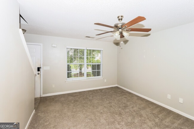 Photo - 153 Prity Ct