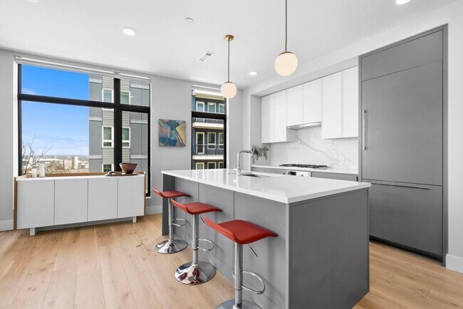 191 Washington St Unit 525