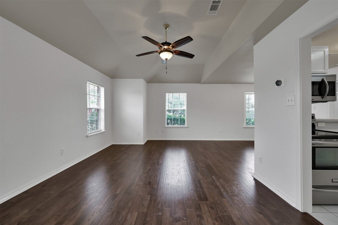 Photo - 1139 Lovett St