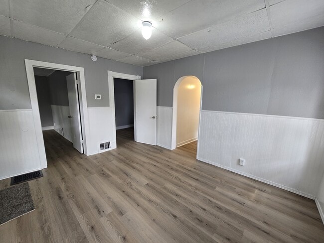 Photo - 425 Glenwood St