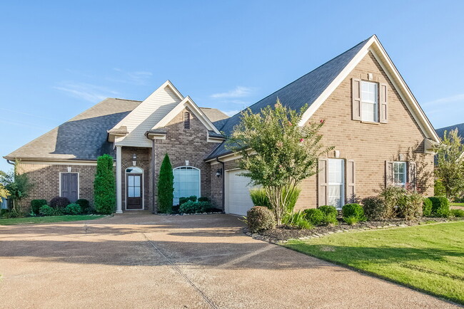 Building Photo - 3288 Champion Hills Dr