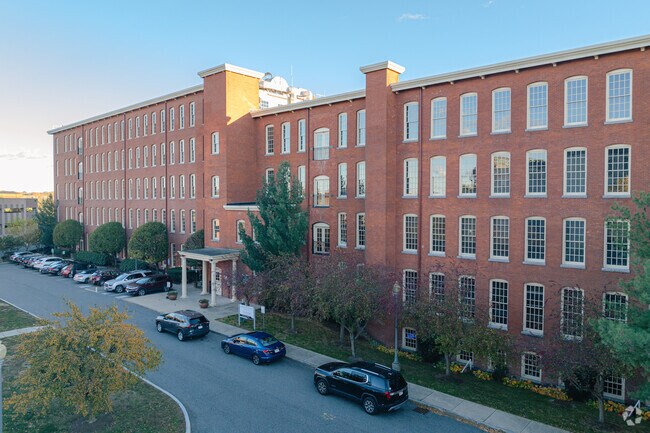 4 Bishop St - Dennison Bishop