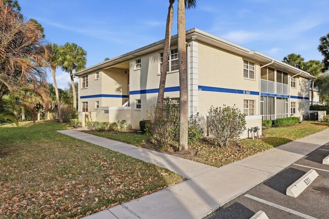 Photo - 1502 SE Royal Green Cir Unit 201