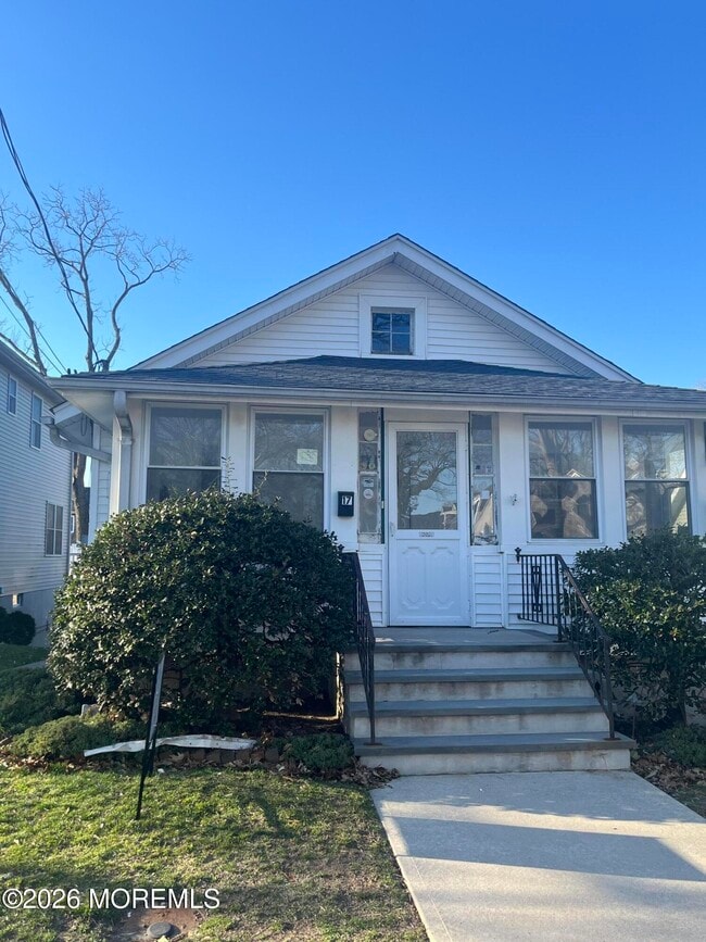 Building Photo - 17 Ward Ln