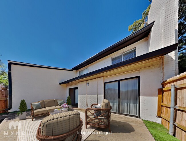 Photo - 3225 62nd St