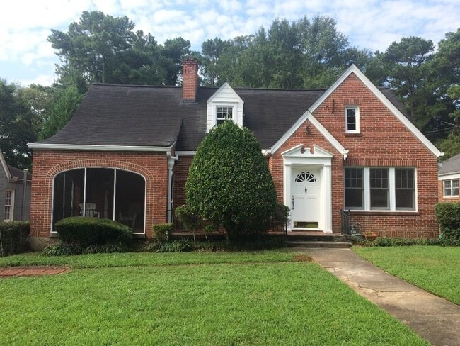 Building Photo - 1171 E Rock Springs Rd NE