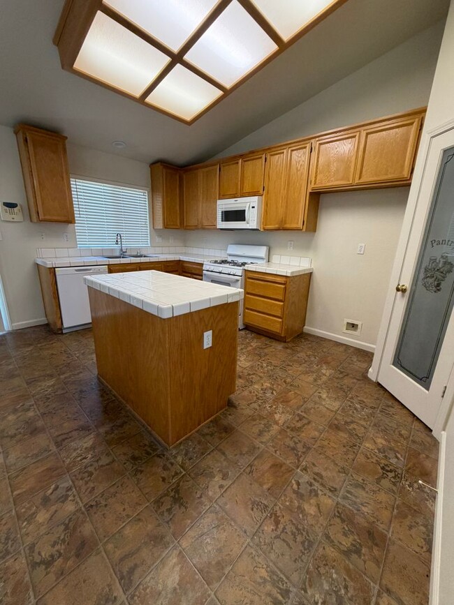 Photo - 9839 Tarzo Way