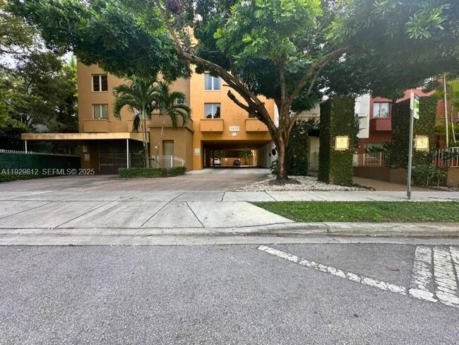 Photo - 2630 SW 28th St Unit 44