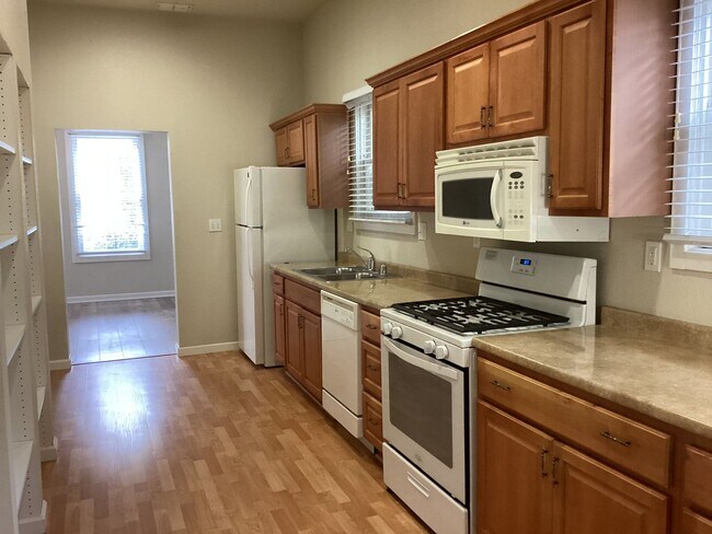 Photo - 321-323 U Street Unit 323 U Street