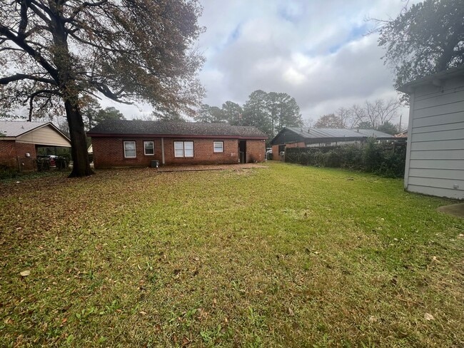 Photo - 1024 42nd Ave