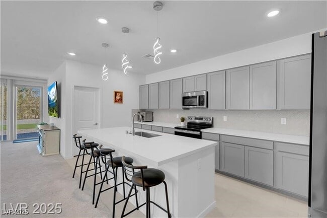 Building Photo - 5357 Eleganza Ave