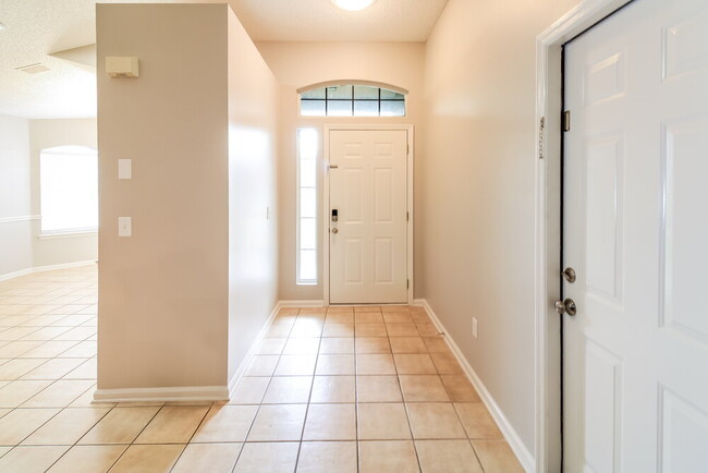 Photo - 597 Prosperity Lake Dr