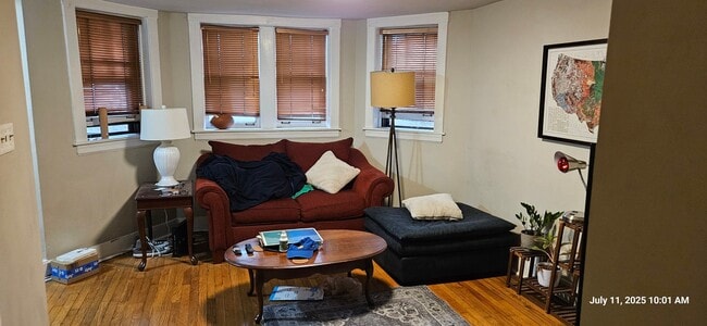 Photo - 3306 N Southport Ave