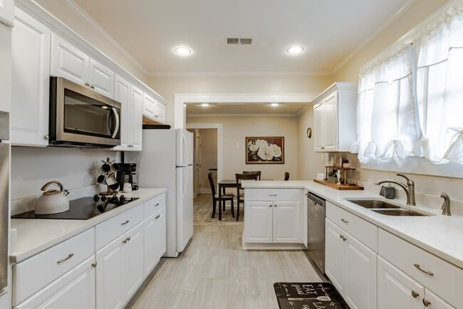 Photo - 152 Hannon Ave Unit ID1043572P