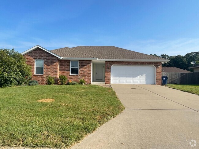 Building Photo - Great 3 bedroom 2 bathroom Home in Ozark A...