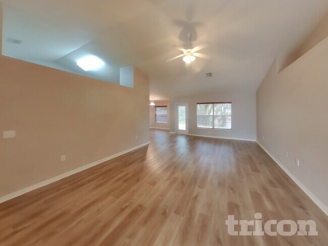 Photo - 39 Balsam St