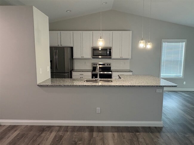 Photo - 408 Andrew Joseph Dr