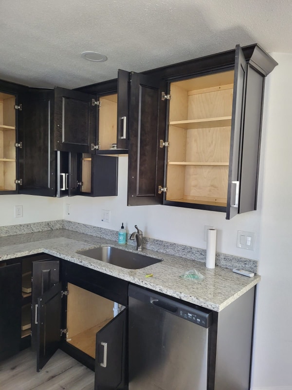 Photo - 2946 Taylor Way