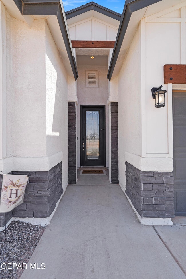 12716 Polo Norte Dr