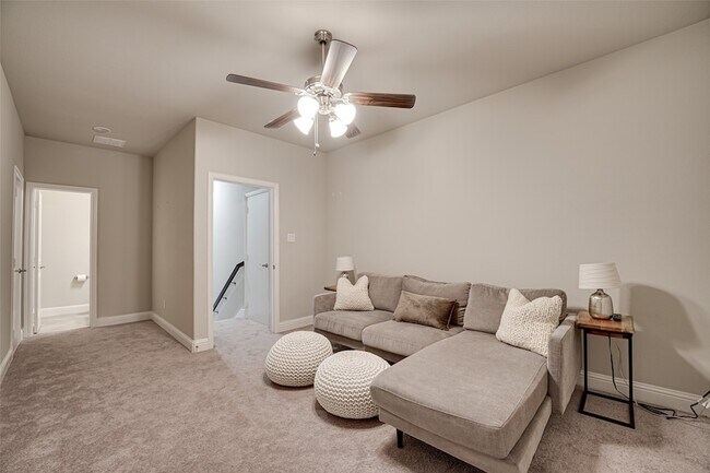 Photo - 1651 Sonnet Dr