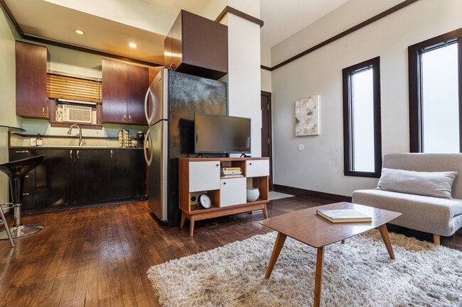 Photo - 1208 E Thomas St Unidad SI ID1324809P