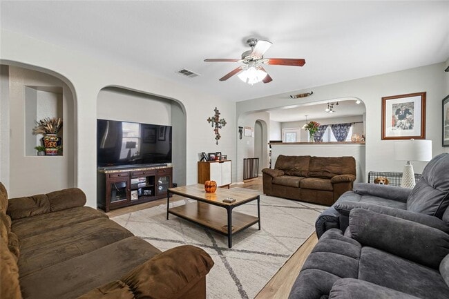 Photo - 3204 Barksdale Dr